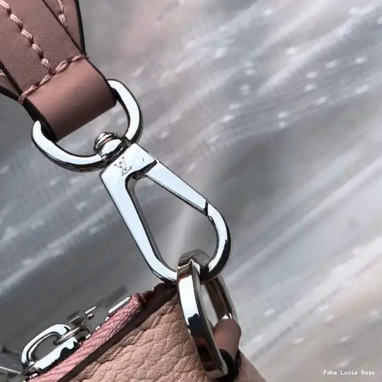 Fake Louis Bags Vuitton Bag Haumea Louis 0604
